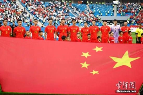 体育生当着外卖员chinese