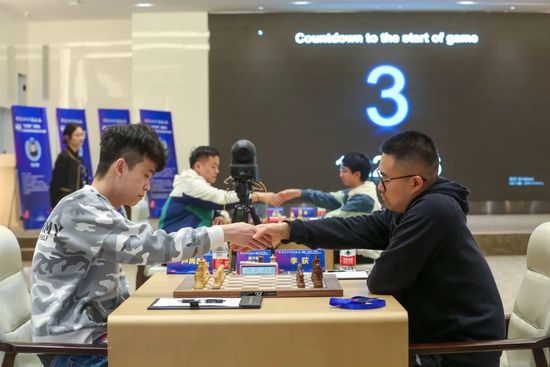 小荡货夹得我又紧又爽