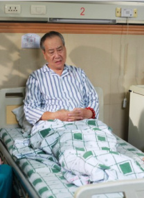 被污染采摘的茜